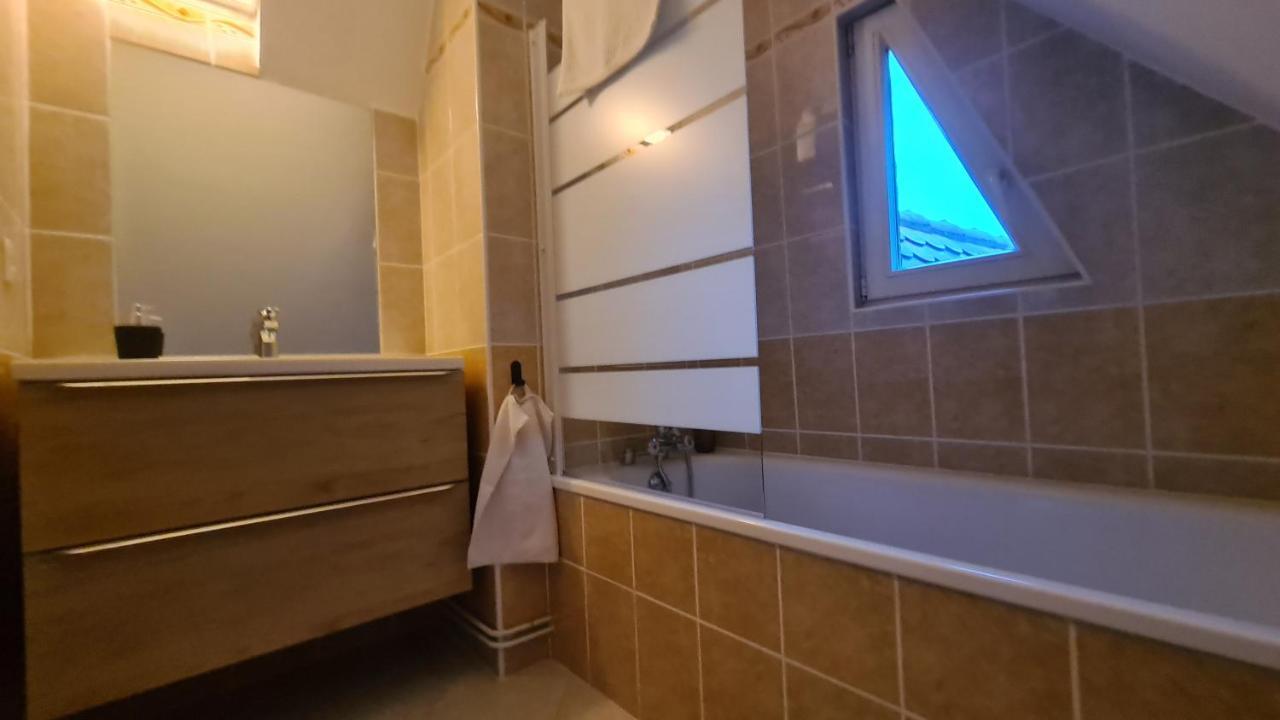Апартаменти Duplex Centre - Le Marche Оберне Екстер'єр фото
